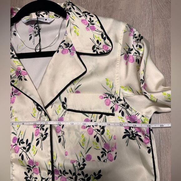Zara Ecru printed piped floral button down shirt NWOT - Picture 9 of 14